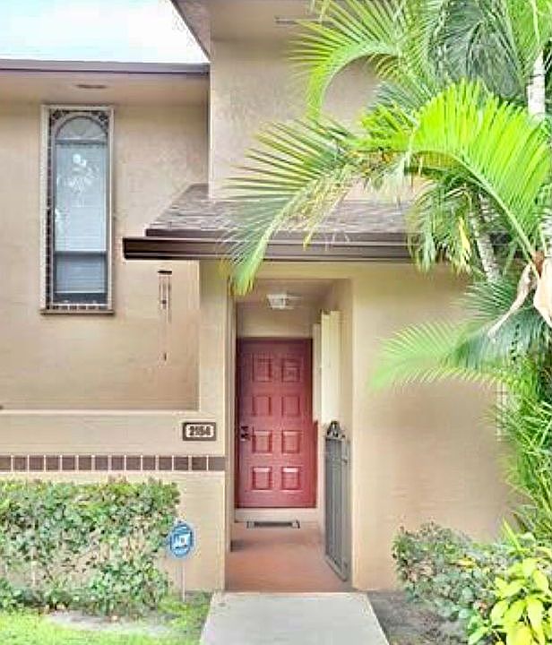 1st image of 2154 NW 39th Ave