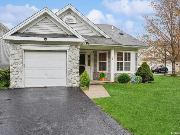 400 Birchwood Park Drive #400, Middle Island, NY 11953