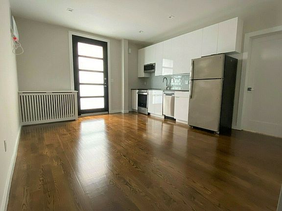 4th image of 711 Ocean Ave #1K