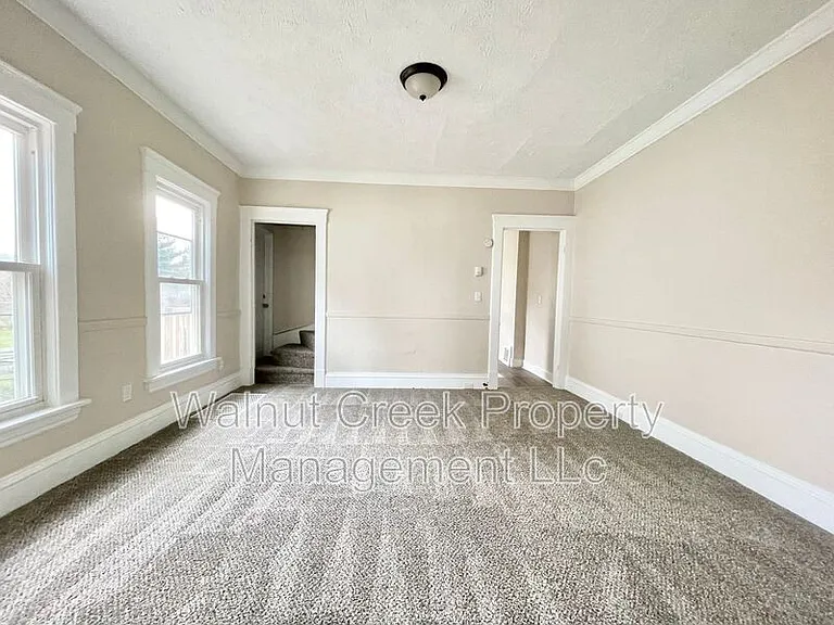 1728-1730 E 30th St #1730 — Photo 3