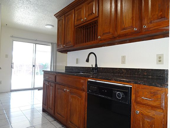 5th image of 2310 Bermuda Dr