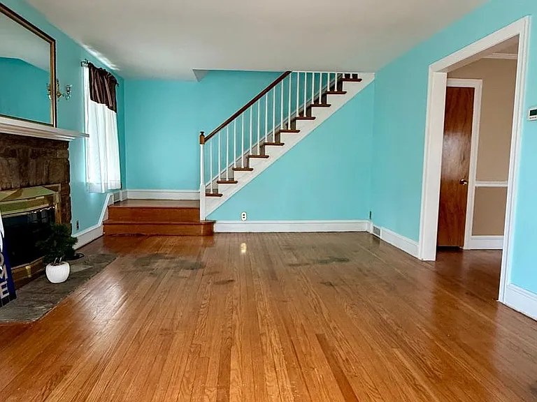 308 Eldon Ave — Photo 4