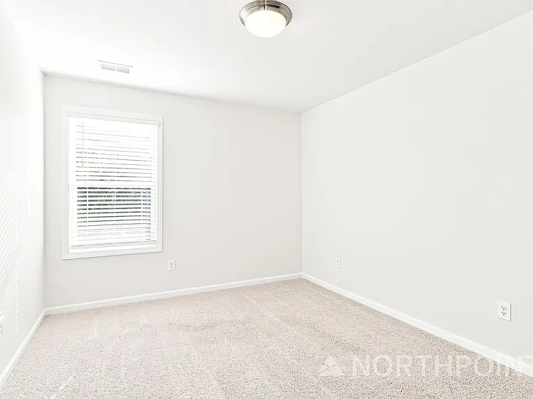 3740 Yorkshire Pl — Photo 13