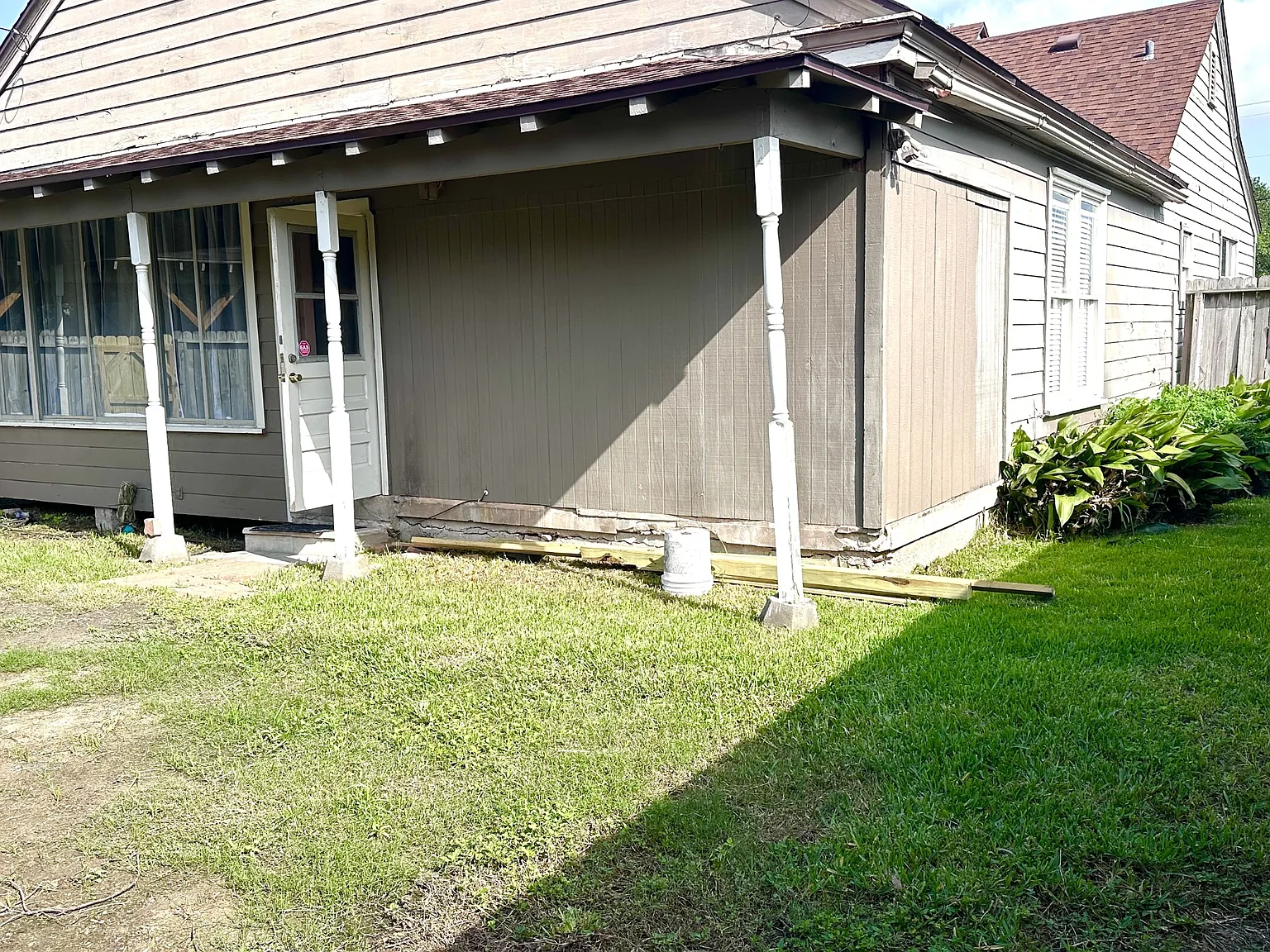 213 Doddridge Street - 1 — Photo 4
