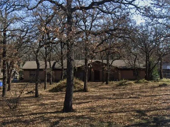 6 Rancho Dr, Fort Worth, TX 76244