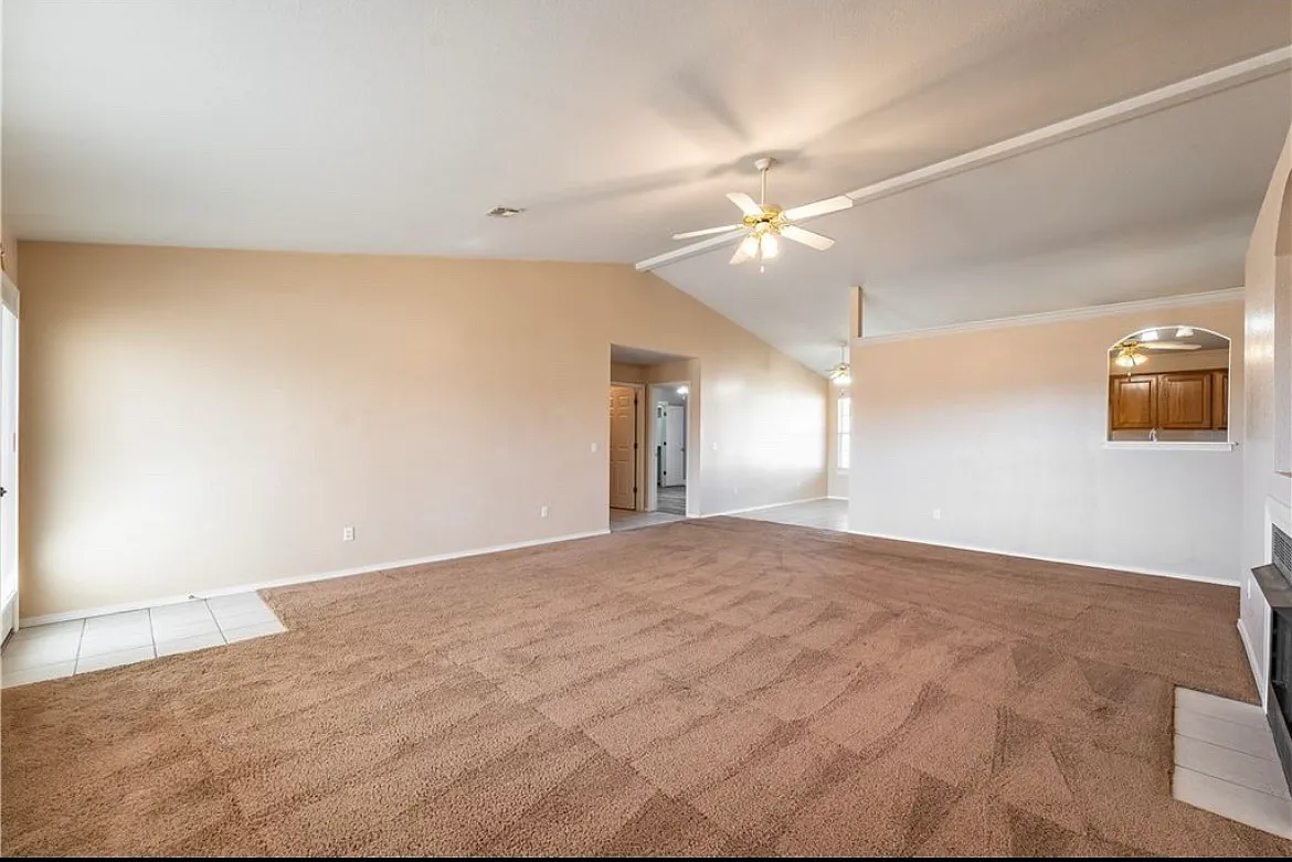 Building Photo - 1309 E Glendale Ln