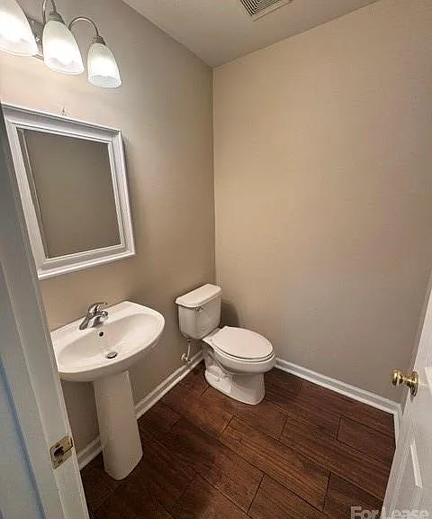 2536 Bardwell Ave NW — Photo 7