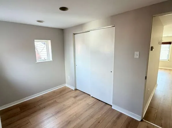 5735 Kentucky Ave APT 4, Pittsburgh, PA 15232