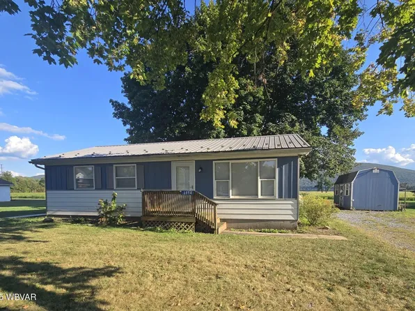 1114 6th Ave, Jersey Shore, PA 17740