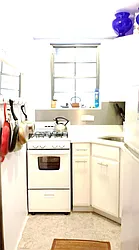 Rented by R New York