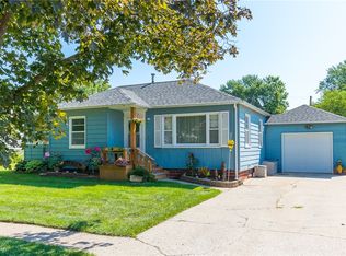305 S Maple Ave, Woodward, IA 50276
