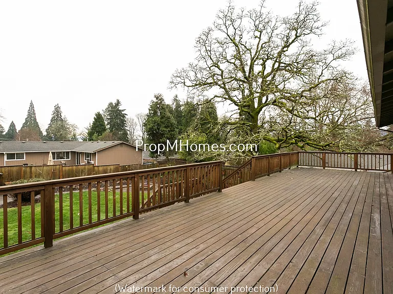 16524 SE Gordon St — Photo 23