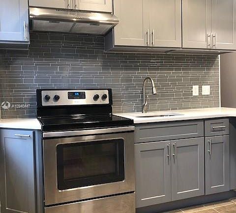 4th image of 65-27 Dieterle Cres #2