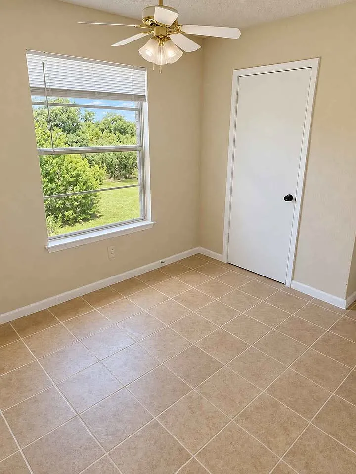 2 bed, 750 sqft, $775 — Photo 4