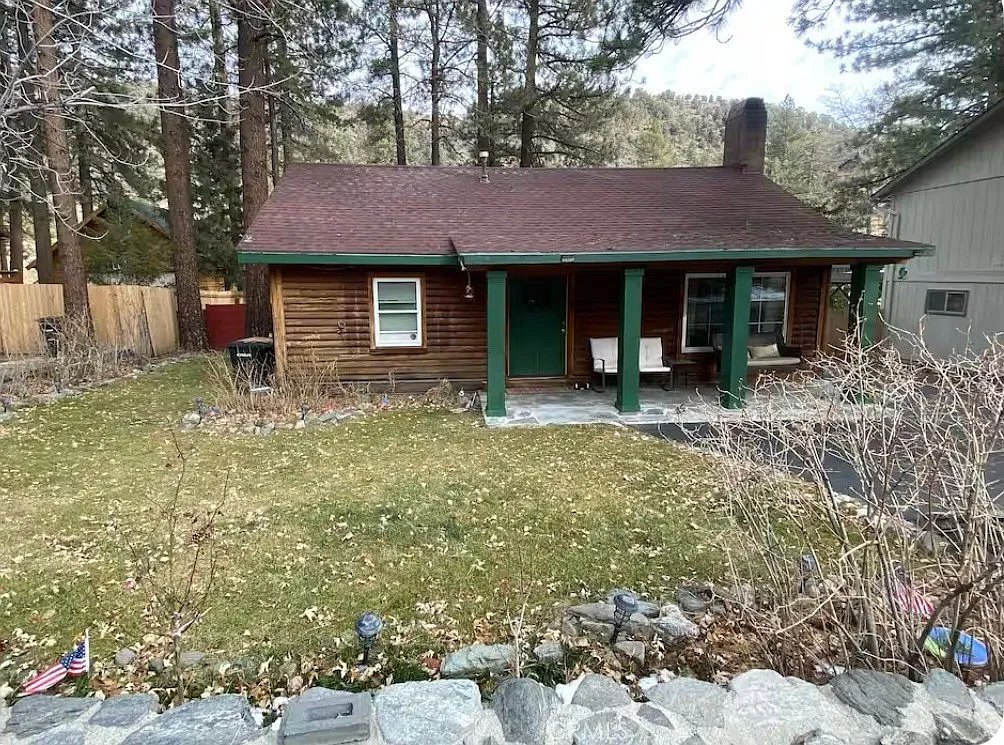 2 bed, 1200 sqft, $2,600 — Photo 3