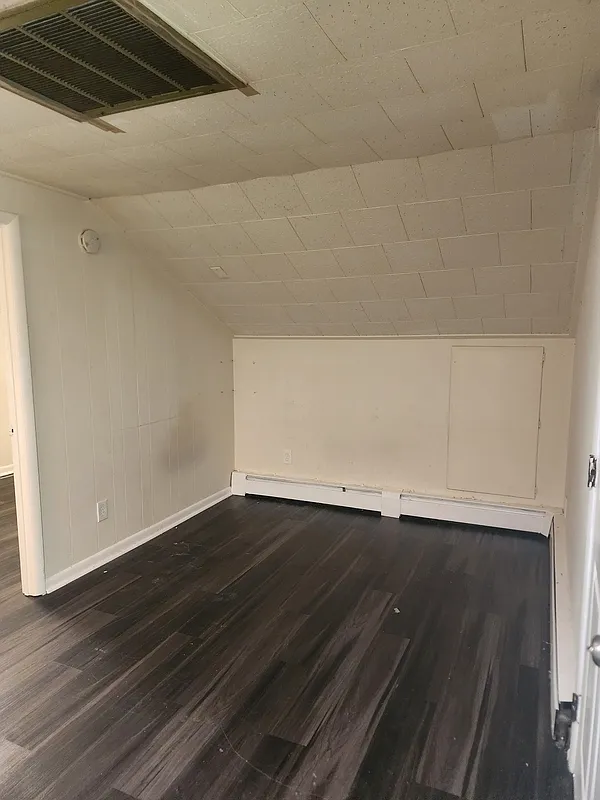 1 bed, 1.0 bath, $1,475 — Photo 2