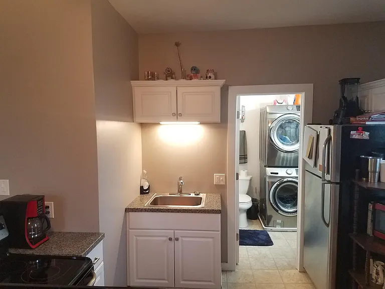 21 E Montgomery St — Photo 13