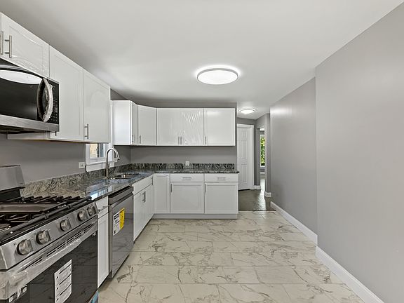 5th image of 13610 S Wentworth Ave