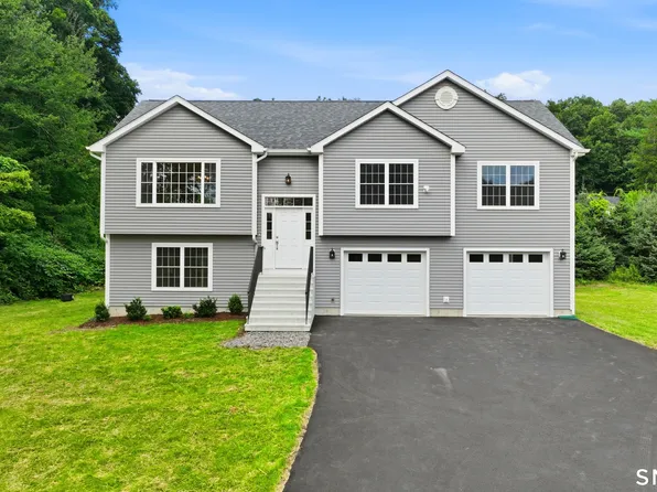 672 Vernon Street, Manchester, CT 06042