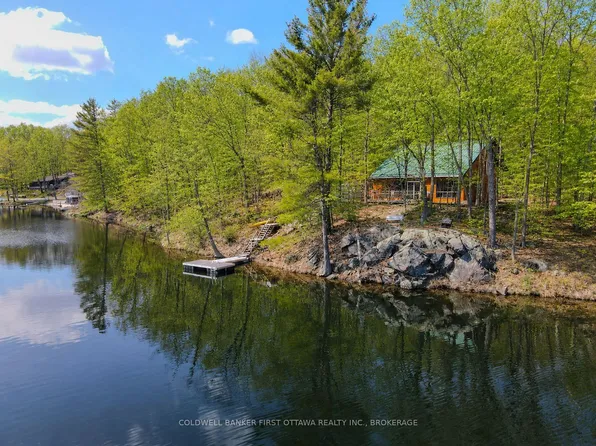 2238 Little Long Lake Rd, South Frontenac, ON K0H 2L0