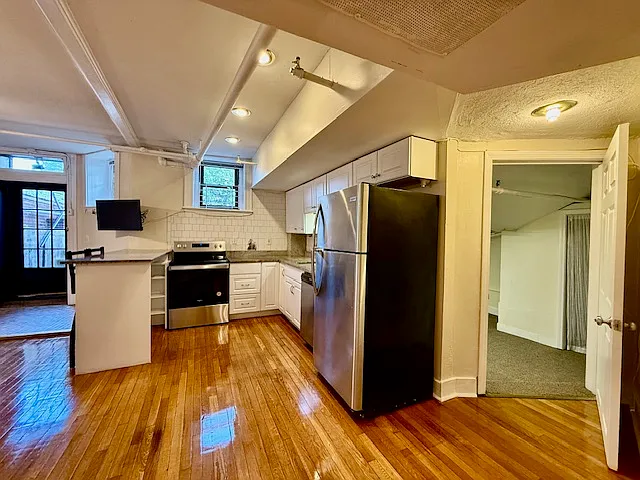 63 Park Dr #1A — Photo 11