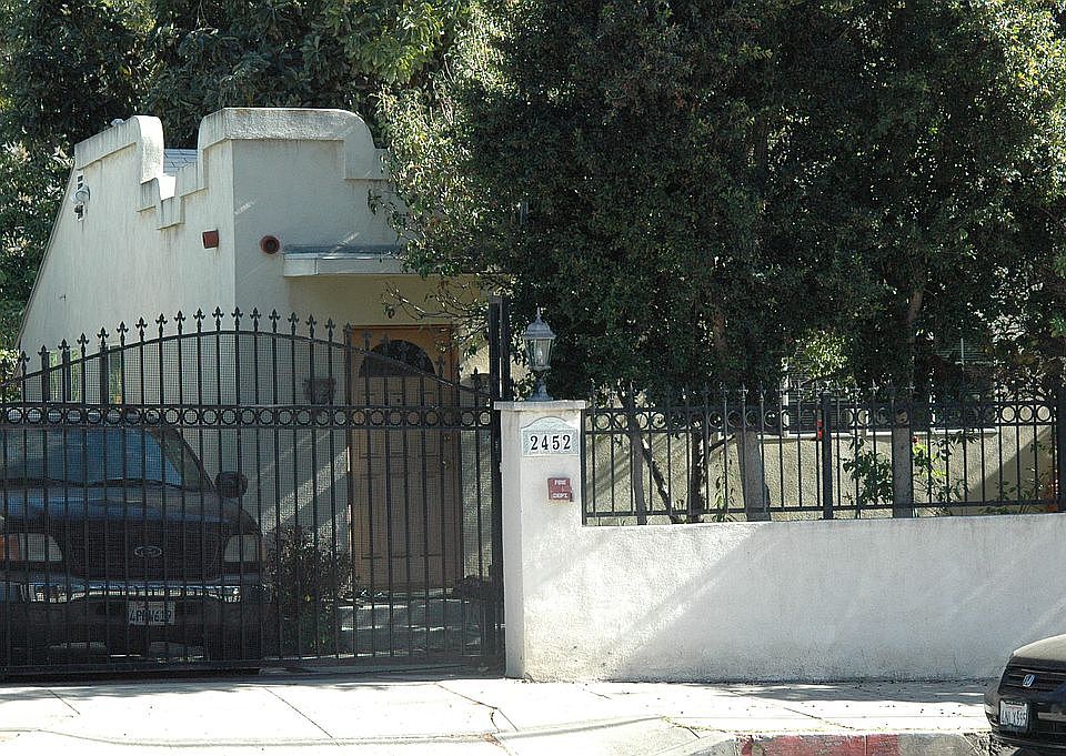 1st image of 2452 N Beachwood Dr