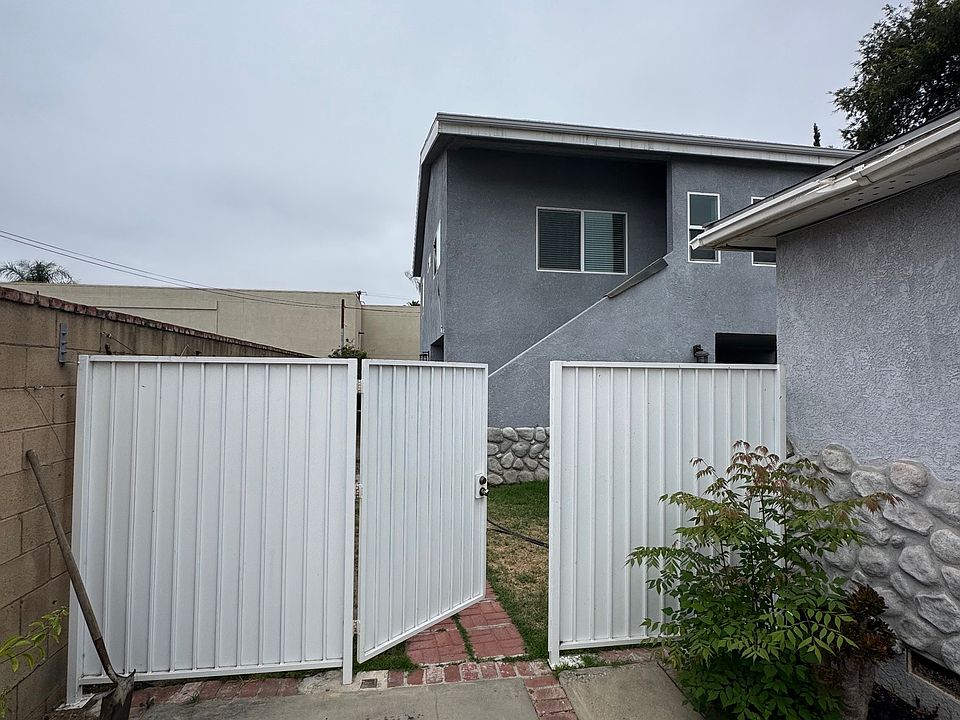 Side entry
