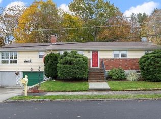 21 Columbus Rd, Woburn, MA 01801