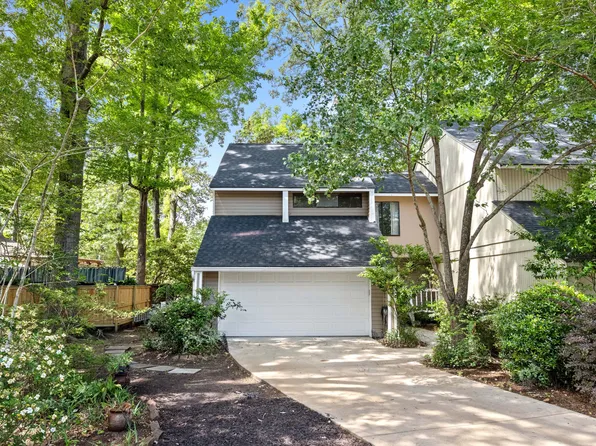 3 Stallion Ct, Charleston, SC 29407