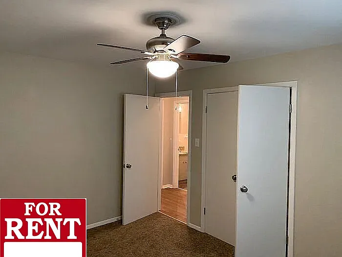 7608 T St #5 — Photo 17