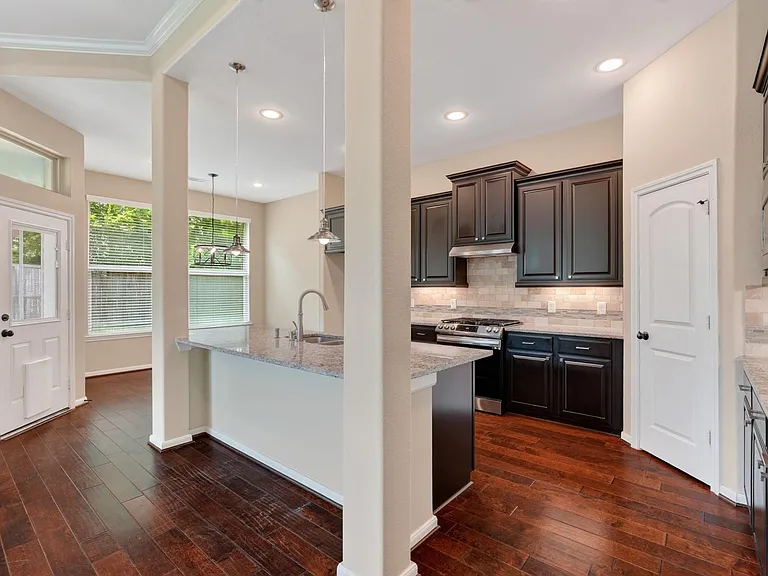 74 S Sawbridge Cir — Photo 16