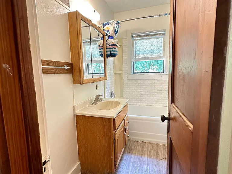 3003 P St — Photo 11