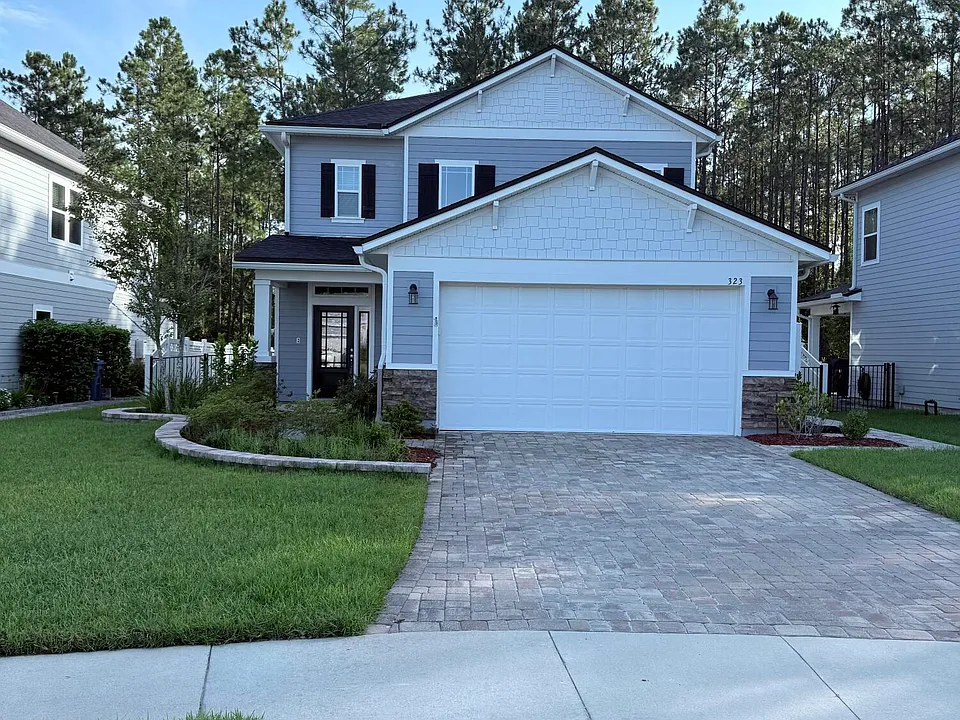 323 Holly Forest Dr