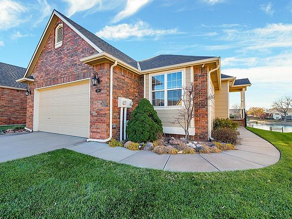 2nd image of 2289 N Lakeway Ct