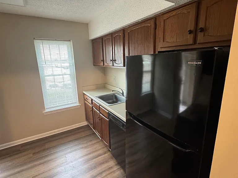 1510 Heritage Hill Dr — Photo 4