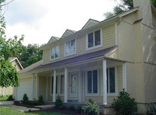 4051 SW Leeward Dr, Lees Summit, MO 64082