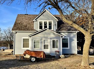 509 3rd Rd, Bremen, KS 66412