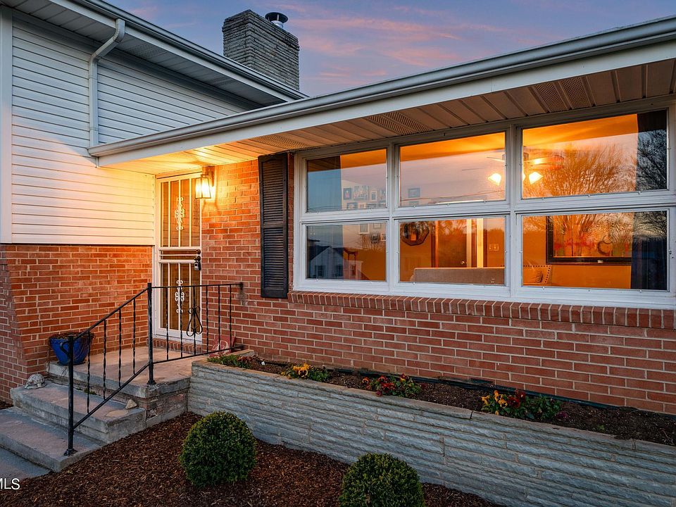 121 Treadway St, Elizabethton, TN 37643 Zillow