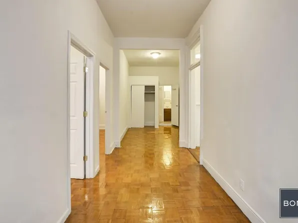 720 2nd Avenue image 1 of 6