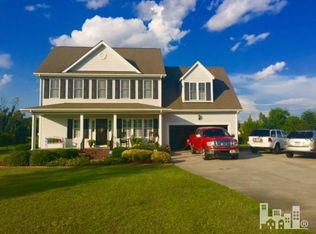 681 Cedar Lake Ln, Clinton, NC 28328