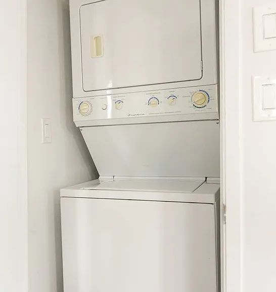 626 Benton Way — Photo 17