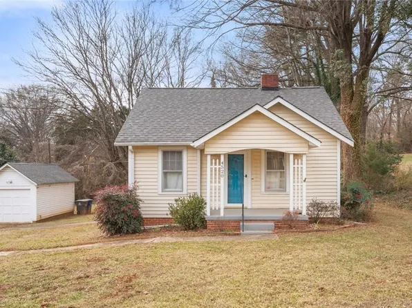 4520 June Ave, Winston Salem, NC 27106