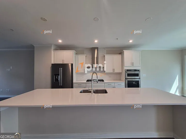 1807 Brandsford Ln NW — Photo 2