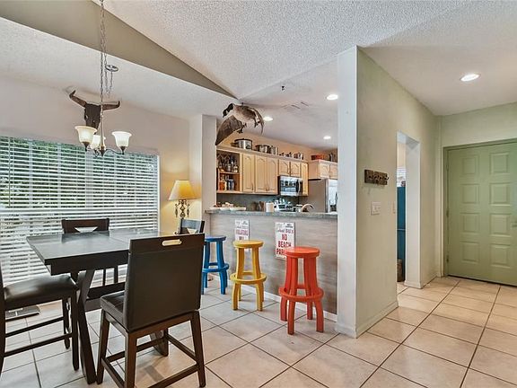 2nd image of 11375 Shipwatch Ln APT 1837