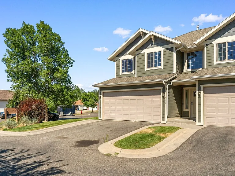 4006 Broadwater Ct — Photo 2
