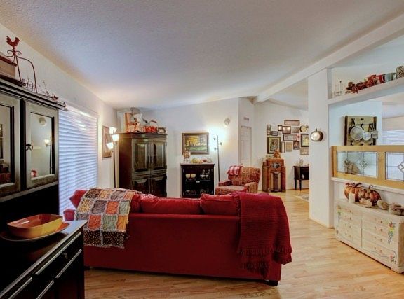 3rd image of 2371 Pine Ct