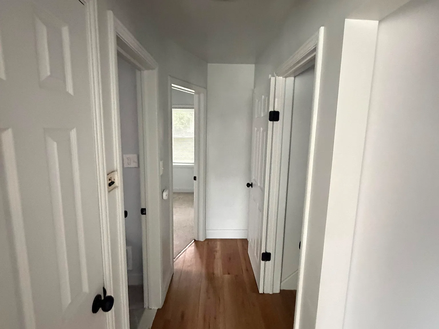 3 bed, 1054 sqft, $1,600 — Photo 3
