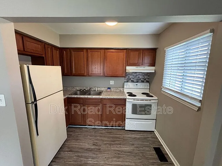 417 Sycamore Rd #A2 — Photo 9