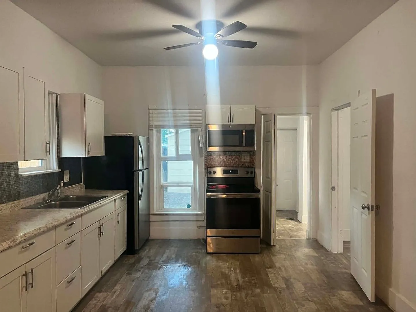 Cozy 2BR House in Pueblo — Photo 4