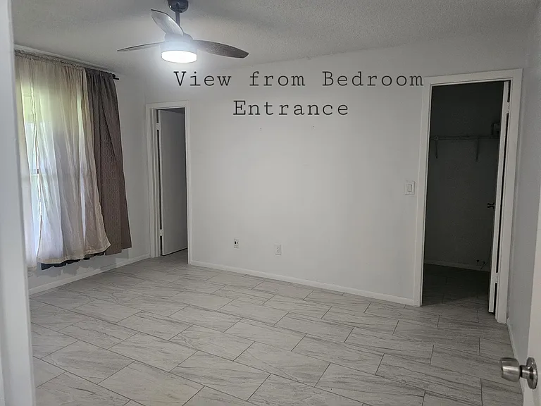 800 Park Villa Cir — Photo 4